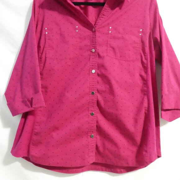 CROFT & BARROW Stretch | large | Polka Dot Button-Up Shirt With Collar & Pockets - Picture 7 of 15